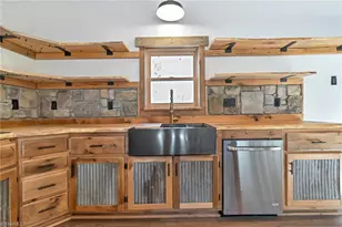 486 Hunter-Lysik Wy, Laurel Springs, NC 28644 - Photo 12