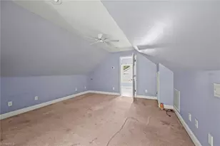 1043 Irving St, Winston-Salem, NC 27103 - Photo 16