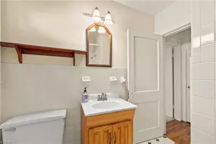 1043 Irving St, Winston-Salem, NC 27103 - Photo 14