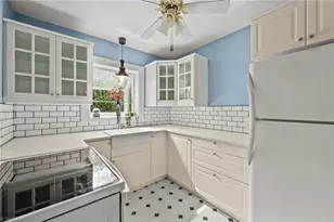 1043 Irving St, Winston-Salem, NC 27103 - Photo 10