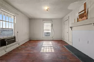 122 N Main St, Reidsville, NC 27320 - Photo 26