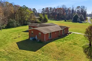 201 St Lukes Church Rd, Mebane, NC 27302 - Photo 26