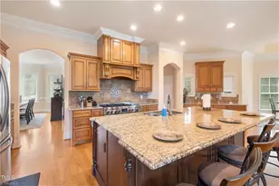 1326 Lochshire Dr, Burlington, NC 27215 - Photo 10