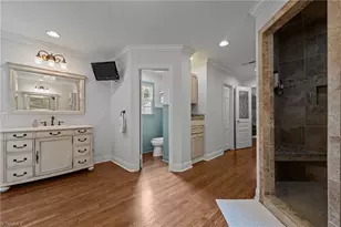 124 Beverly Pl, Greensboro, NC 27403 - Photo 30