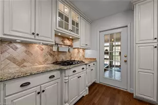 124 Beverly Pl, Greensboro, NC 27403 - Photo 20