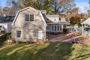 124 Beverly Pl, Greensboro, NC 27403 - Photo 6