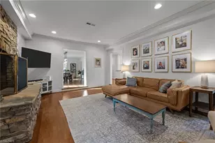 124 Beverly Pl, Greensboro, NC 27403 - Photo 14