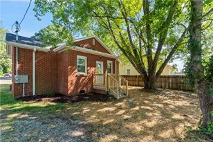 1112 W Webb Ave, Burlington, NC 27217 - Photo 18