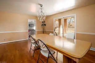 1108 Gatehouse Rd, High Point, NC 27262 - Photo 12