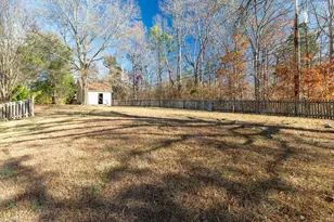 1108 Gatehouse Rd, High Point, NC 27262 - Photo 18