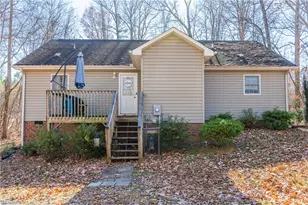 830 Country Place Rd, Asheboro, NC 27205 - Photo 32