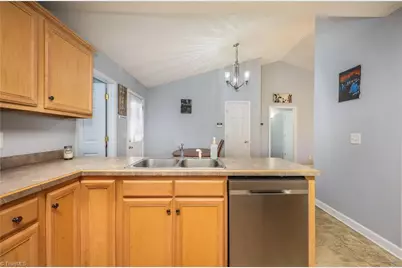 830 Country Place Road, Asheboro, NC 27205 - Photo 14