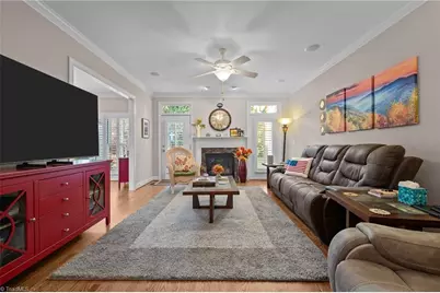 5511 Seven Gates Drive, Greensboro, NC 27410 - Photo 8