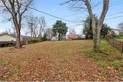 2403 Four Seasons Boulevard, Greensboro, NC 27407 - Photo 36