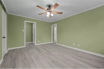 2403 Four Seasons Boulevard, Greensboro, NC 27407 - Photo 26