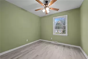 2403 Four Seasons Blvd, Greensboro, NC 27407 - Photo 28