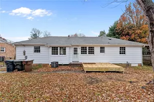 2403 Four Seasons Blvd, Greensboro, NC 27407 - Photo 32