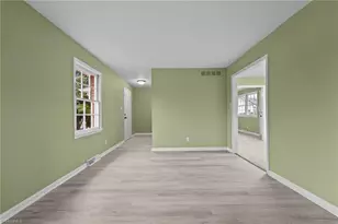 2403 Four Seasons Blvd, Greensboro, NC 27407 - Photo 4