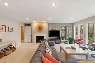 1314 Hempshire Ct, High Point, NC 27262 - Photo 8