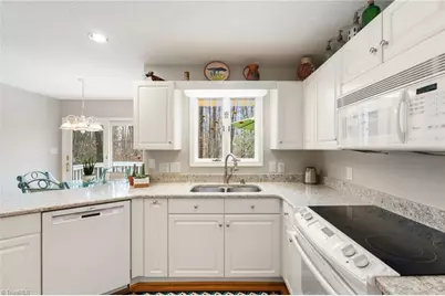 1314 Hempshire Court, High Point, NC 27262 - Photo 16