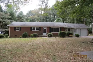 3736 Buffalo Ford Rd, Asheboro, NC 27205 - Photo 2