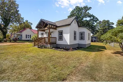 10 Hames Street, Lexington, NC 27295 - Photo 2