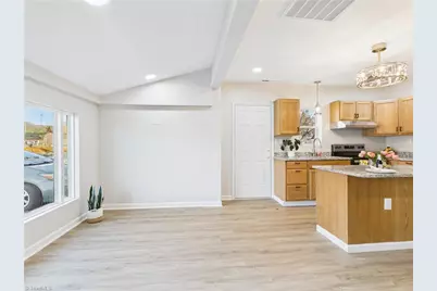 211 5th Avenue, Mayodan, NC 27027 - Photo 6