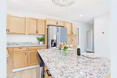 211 5th Avenue, Mayodan, NC 27027 - Photo 4