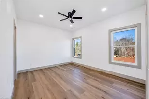 2119 24th St Ln SE, Hickory, NC 28602 - Photo 34