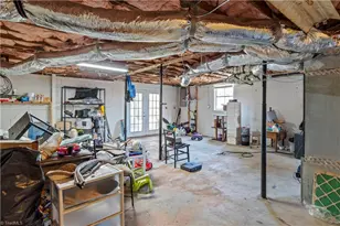 133 South St, Elkin, NC 28621 - Photo 18