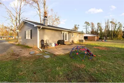 590 Cedar Lane, Reidsville, NC 27320 - Photo 28