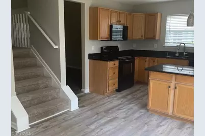 96 Tannenbaum Circle, Greensboro, NC 27410 - Photo 6