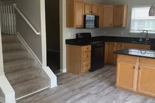 96 Tannenbaum Cir, Greensboro, NC 27410 - Photo 6