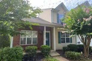 96 Tannenbaum Cir, Greensboro, NC 27410 - Photo 2