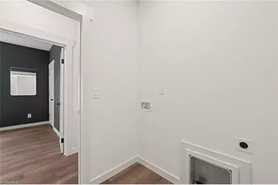 207 W Holt Street, Burlington, NC 27217 - Photo 22