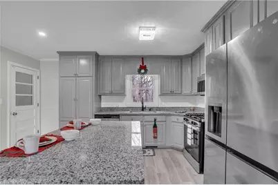 770 Hollingsworth Road, Randleman, NC 27317 - Photo 6