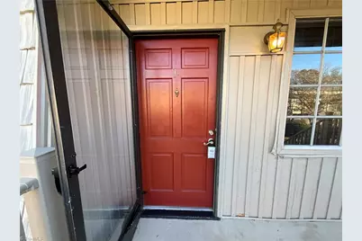 3830 Country Club Road #L, Winston-Salem, NC 27104 - Photo 4