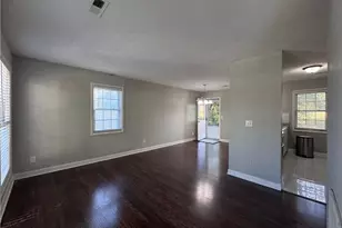 204 Bingham St, Greensboro, NC 27401 - Photo 4