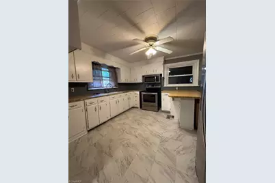 139 E Side Drive, Mount Airy, NC 27030 - Photo 6