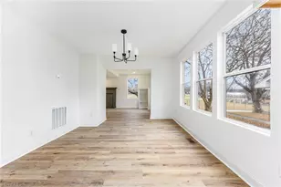 8 School St, Thomasville, NC 27360 - Photo 10