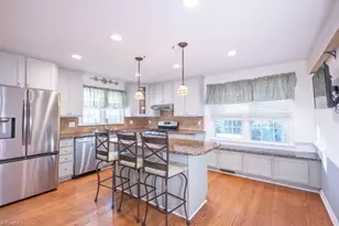 6017 Woods Edge Ln, Kernersville, NC 27284 - Photo 4