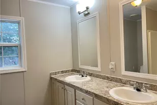 6581 Crestline Rd, Laurinburg, NC 28352 - Photo 10