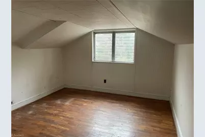 2012 Chapel Hill Road, Burlington, NC 27215 - Photo 14