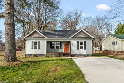 708 Ferndale Drive, Thomasville, NC 27360 - Photo 2