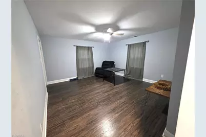 902 N South Street, Mount Airy, NC 27030 - Photo 8