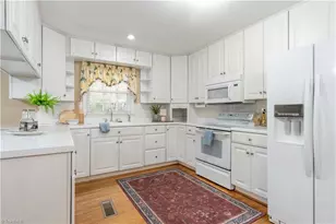 2910 Hope Valley Rd, Winston-Salem, NC 27106 - Photo 12