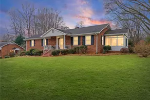 2910 Hope Valley Rd, Winston-Salem, NC 27106 - Photo 2