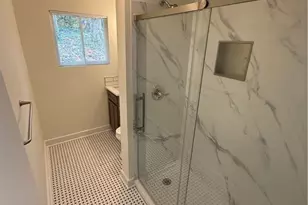 222 N Hawthorne Rd, Winston-Salem, NC 27104 - Photo 8