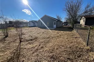 707 Trotter St, Thomasville, NC 27360 - Photo 14