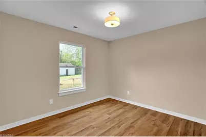 609 N Marshall Street, Graham, NC 27253 - Photo 20